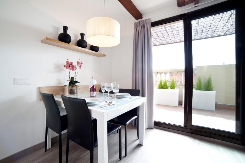 Serennia Ramblas - Placa Catalunya Apartamento *