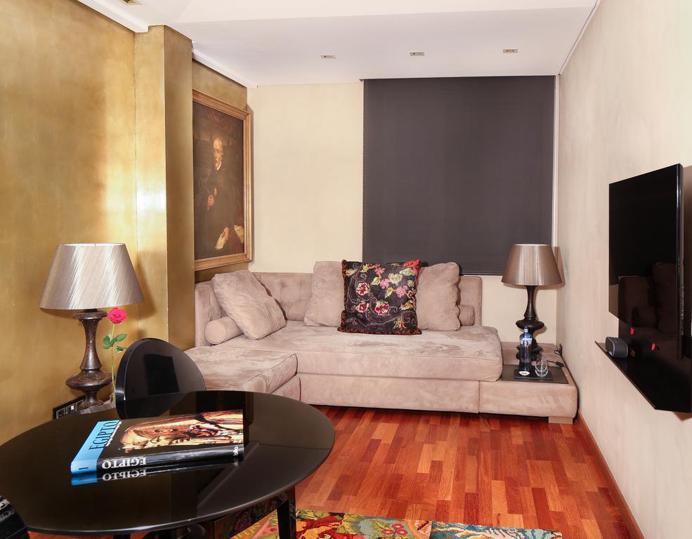 Hotel Claris & Gl, A Small Luxury Of The World Barcelona