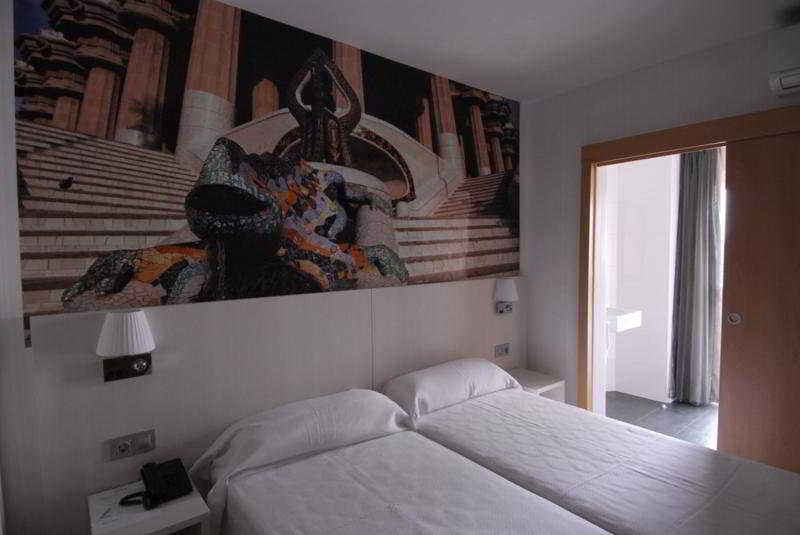 Hotel Transit *