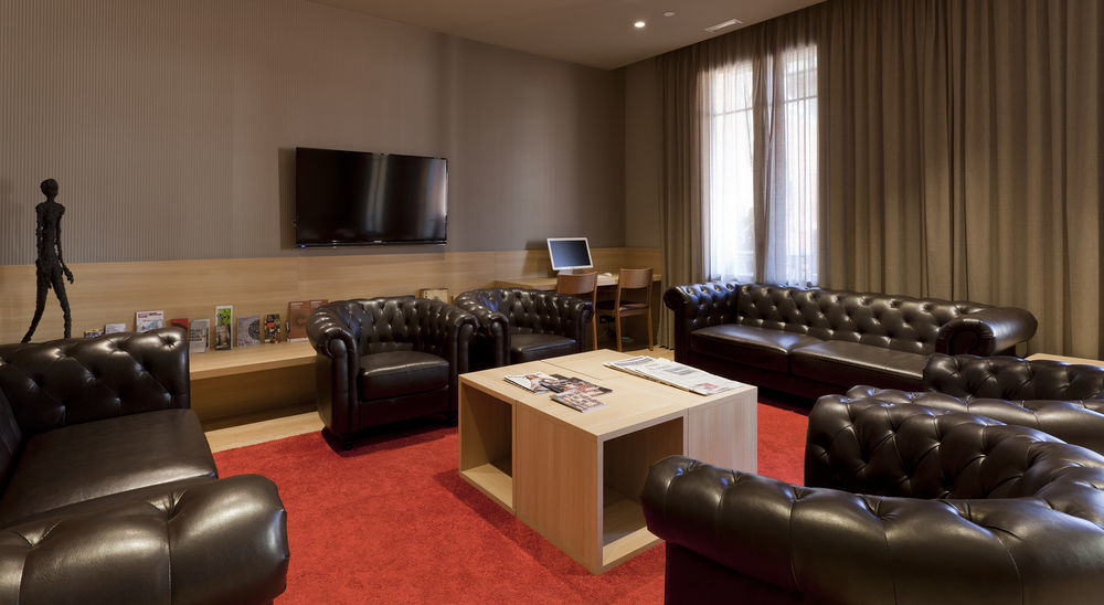 Ambit Hotel 4*