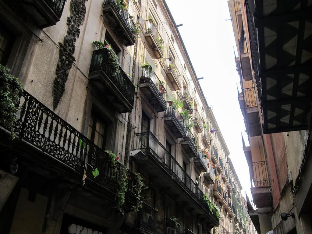 10 - Barcelona