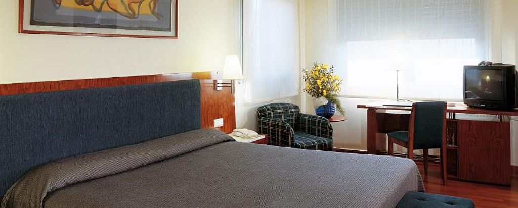 Hotel Nh Entenza 3*