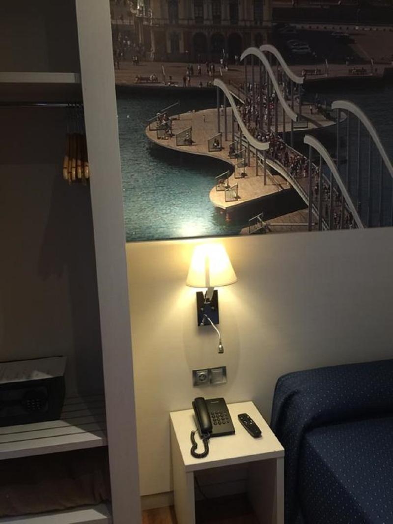 Hotel Transit