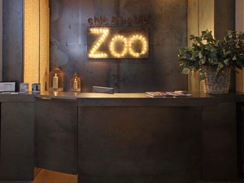 Chic & Basic Zoo Barcelona