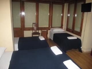 El Ninot Guest house