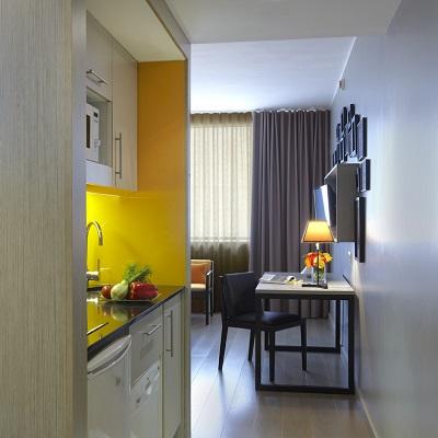 Citadines Ramblas Apartahotel 3*