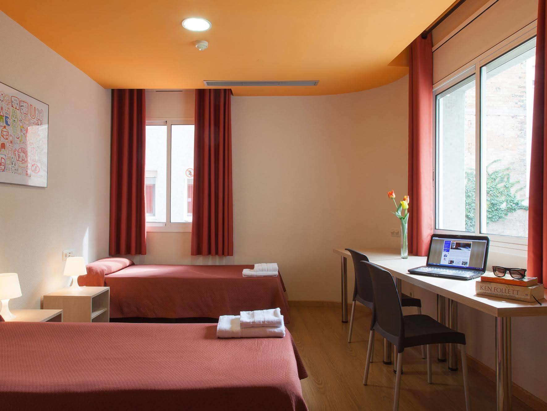 Residencia Erasmus Gracia Apartamento *