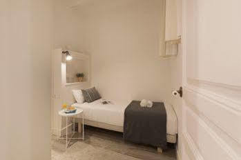 Nextdoor Gaudi Apartamento