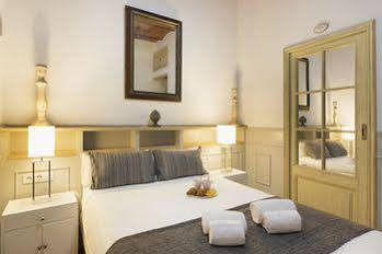 Nextdoor Gaudi Apartamento Barcelona