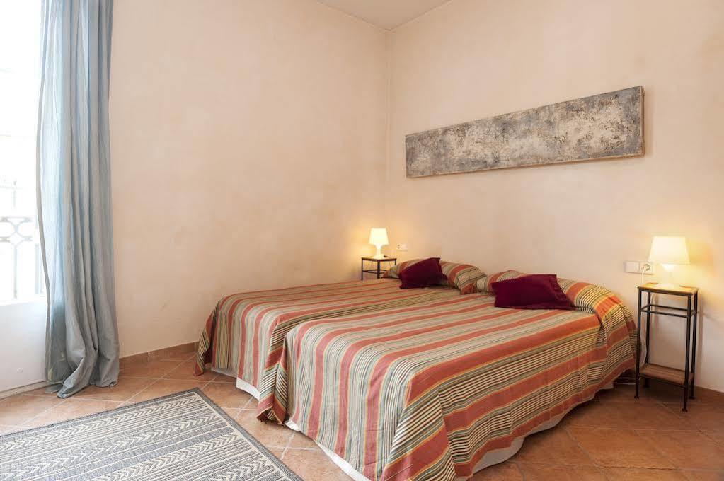 Gaudi 2 Apartamento