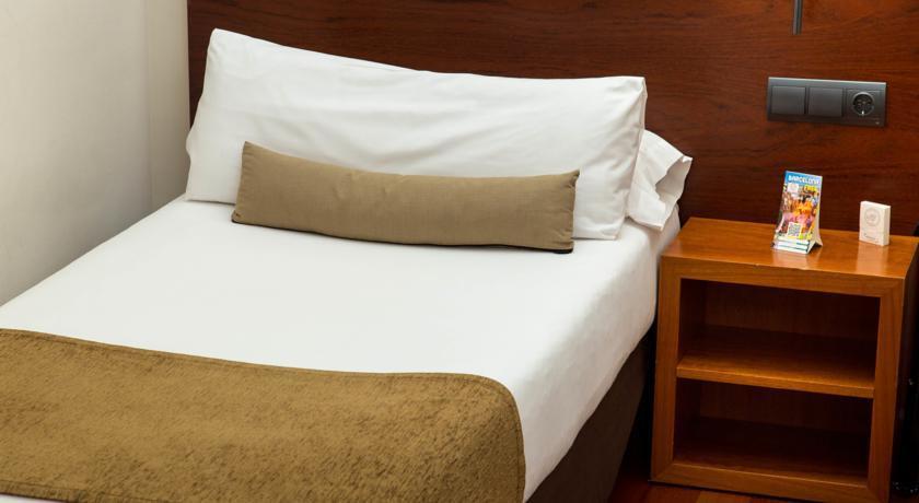 Hotel Bcn Urbaness Del Comte 2*