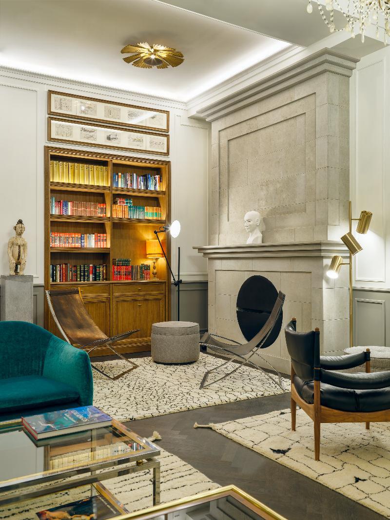 Hotel H10 Madison 4*