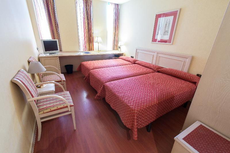 Sunotel Aston 3* Barcelona