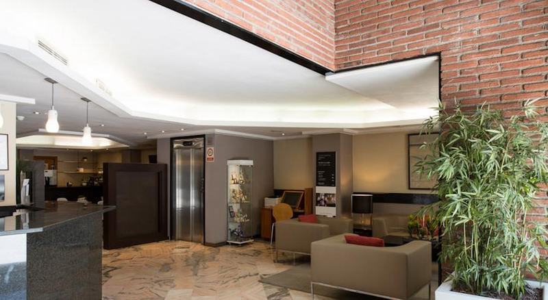 Catalonia Albeniz Hotel Barcelona