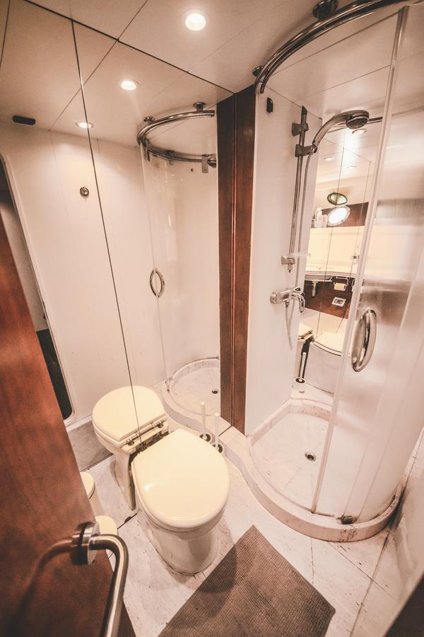 Motor Yacht Boatel * Barcelona