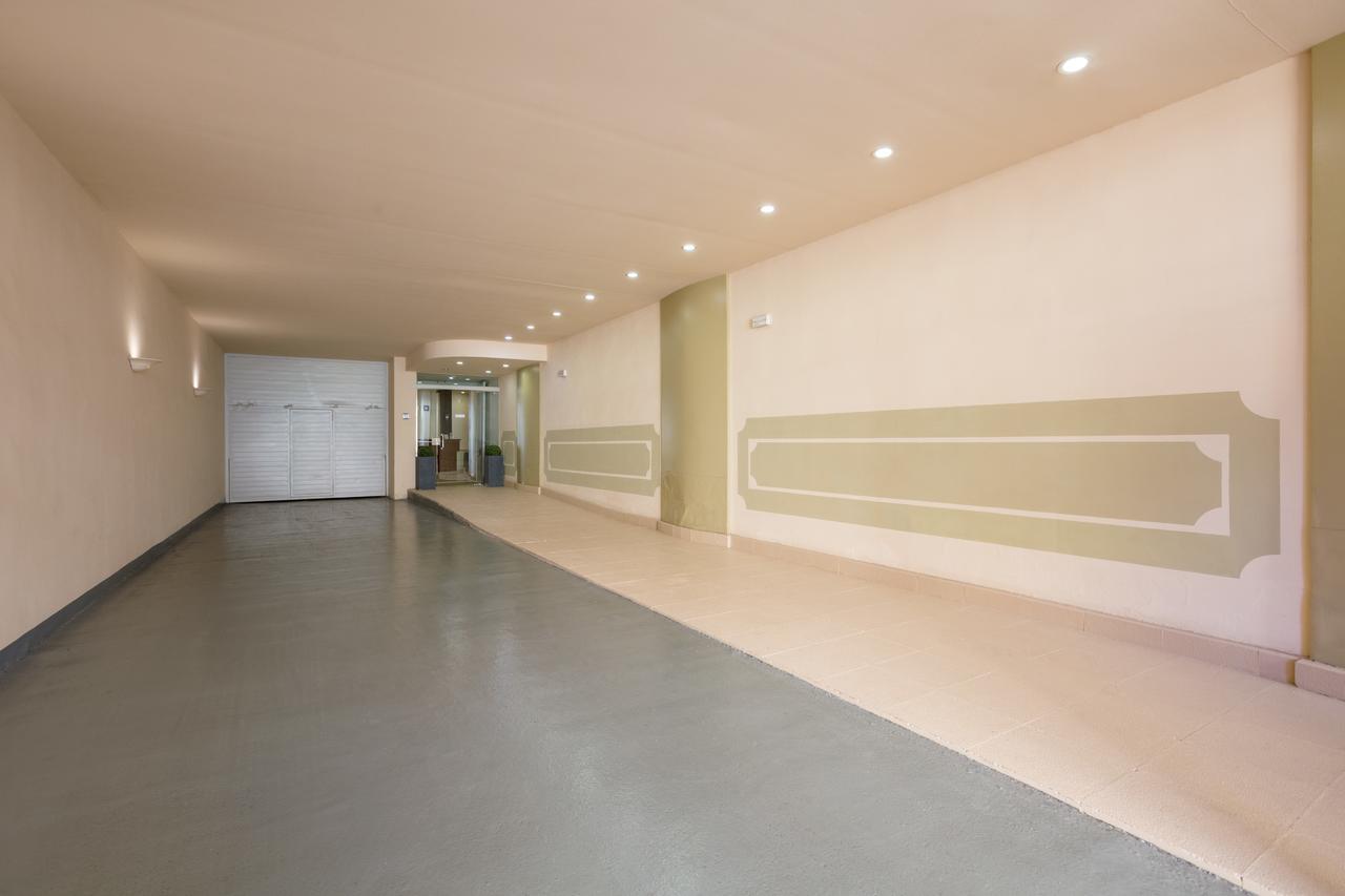 Dv Apartahotel *