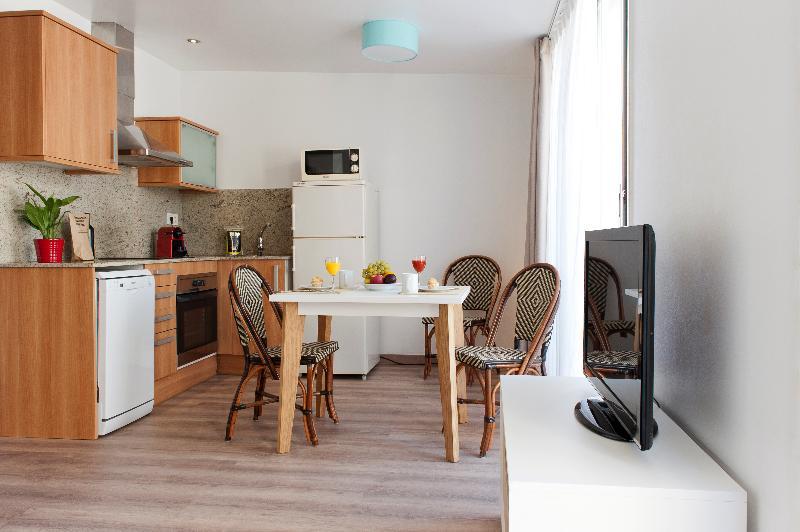 Mh S. Familia Apartamento