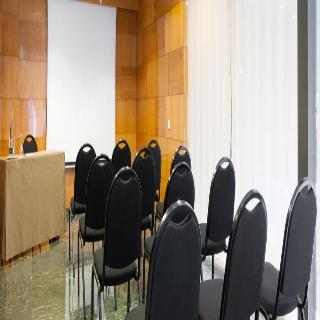 Hotel Nh Entenza 3*