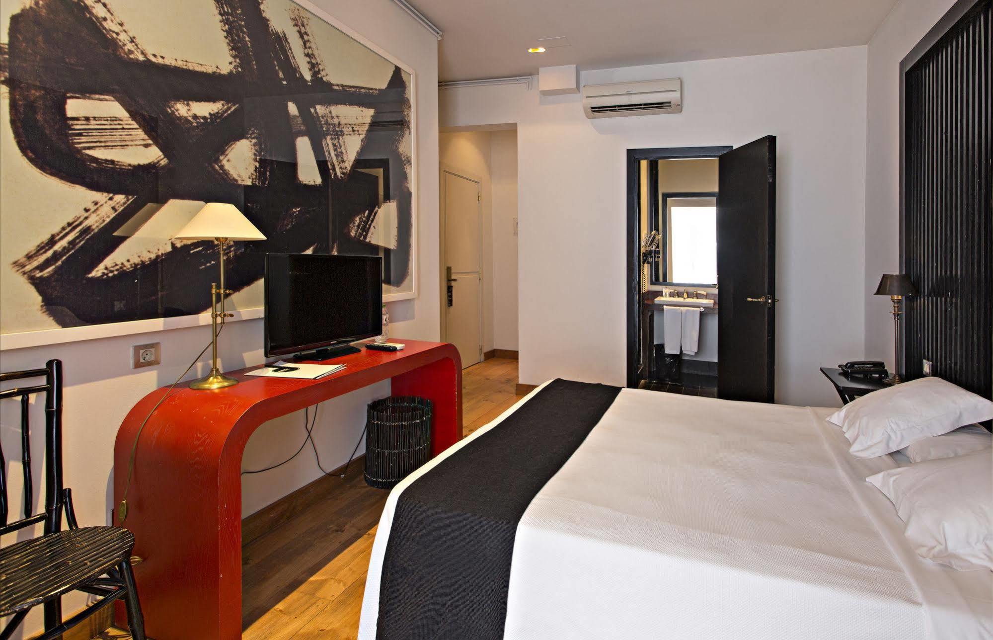 Market Hotel 3*