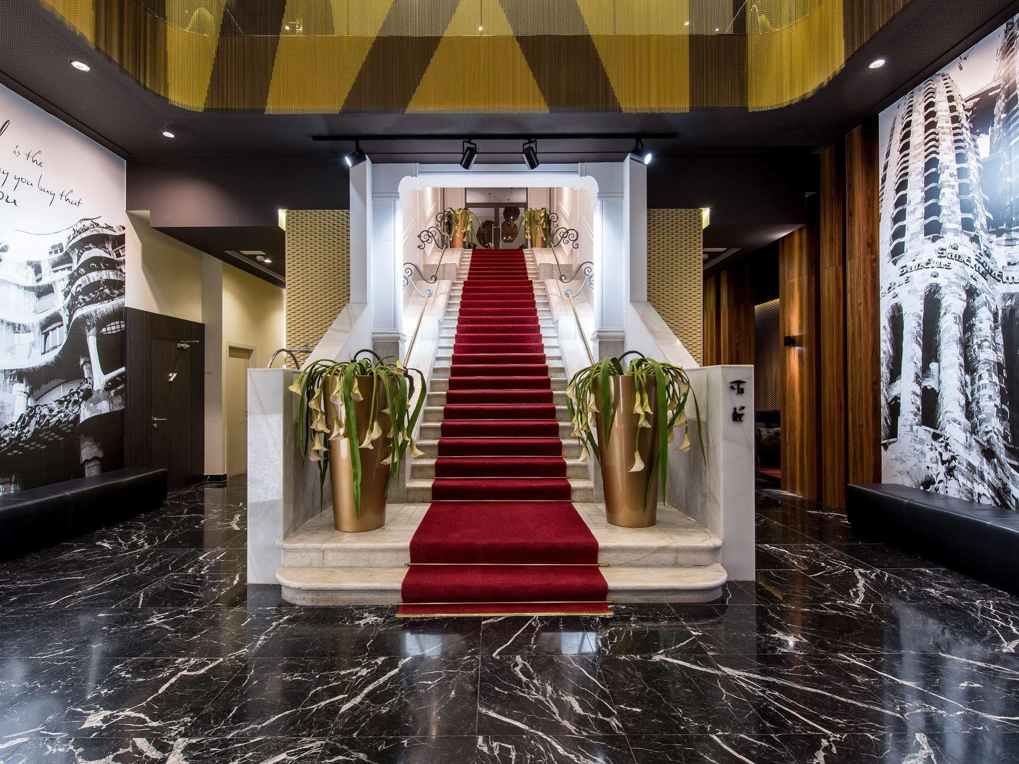 Vincci Gala Hotel