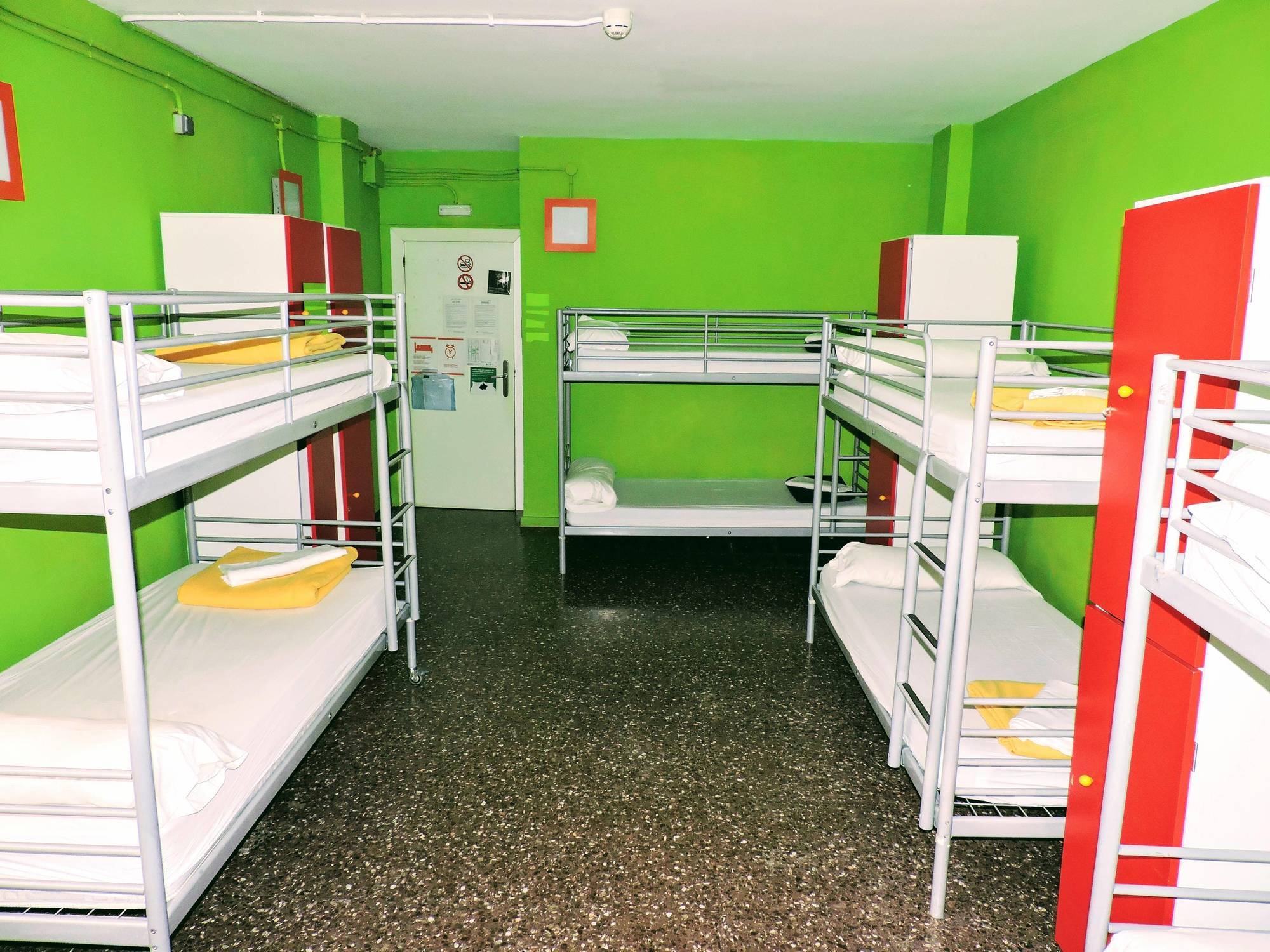 Onefam Les Corts