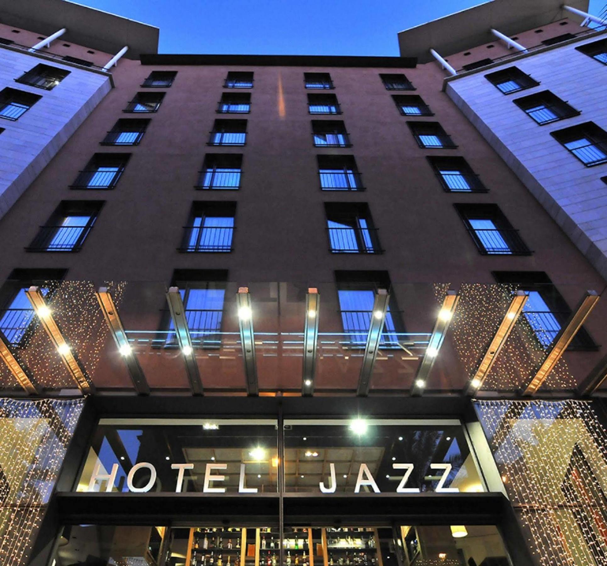 Jazz 3*