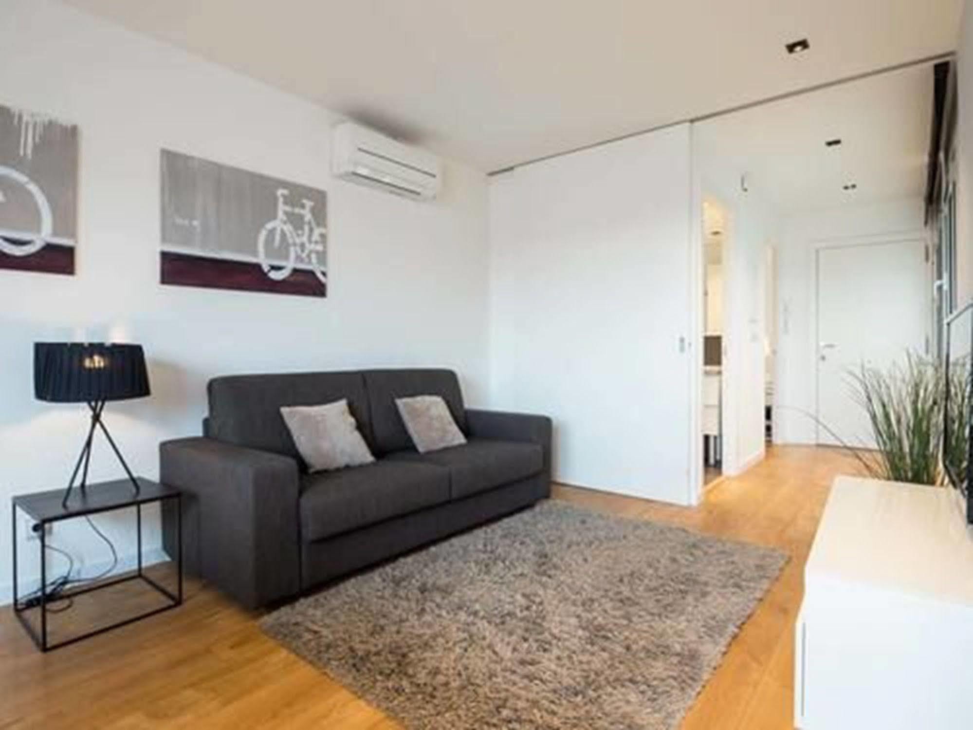 Apartamento Rent Near Plaza De Cataluña *