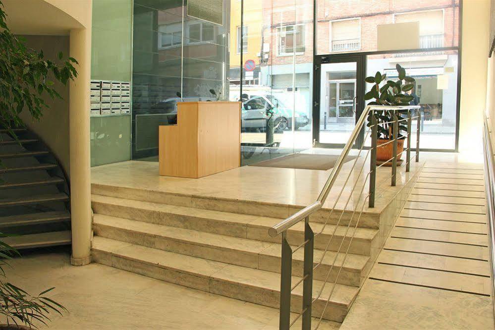 Yays Sagrera Boutique Apartamento *