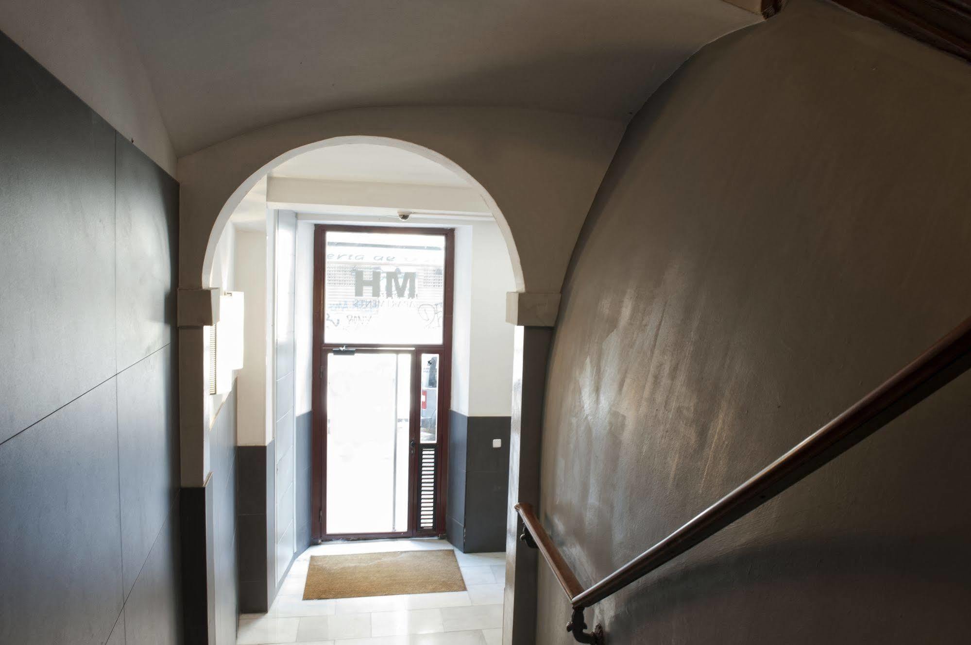 Mh Liceo Apartamento Barcelona