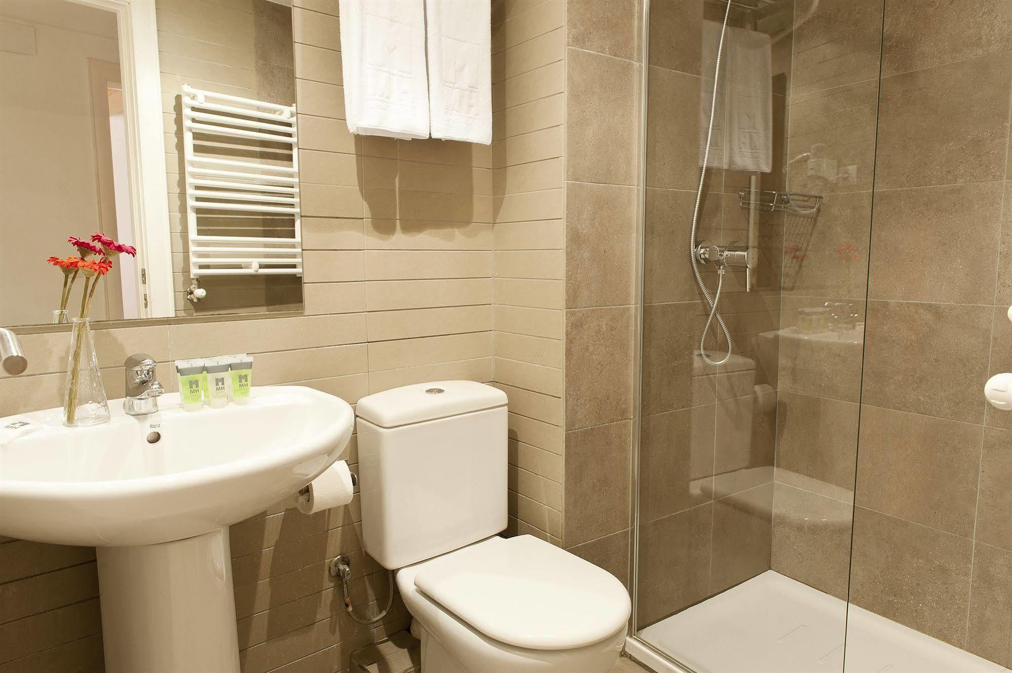 Mh Liceo Apartamento Barcelona