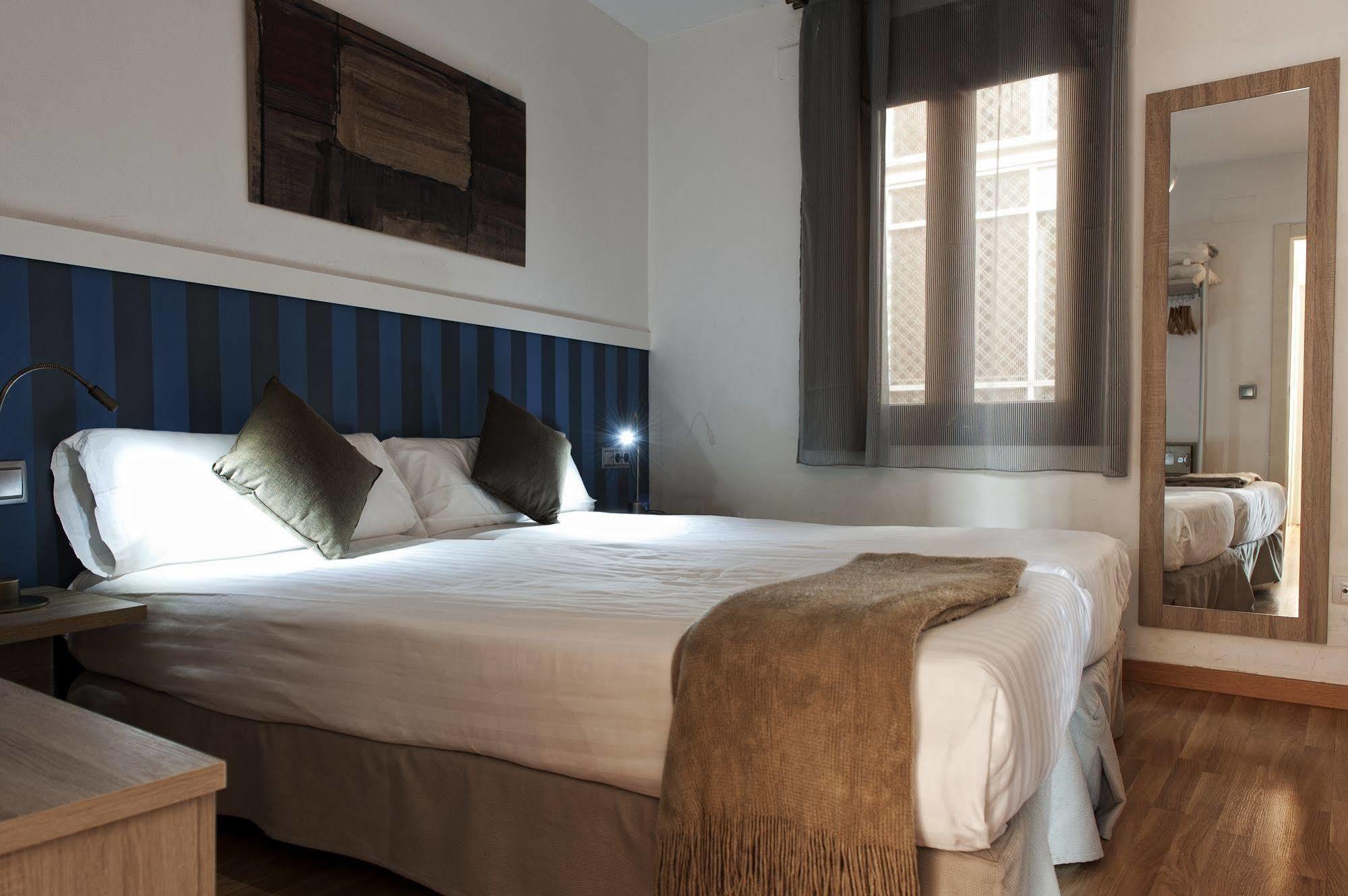 Apartamento Mh Liceo Barcelona