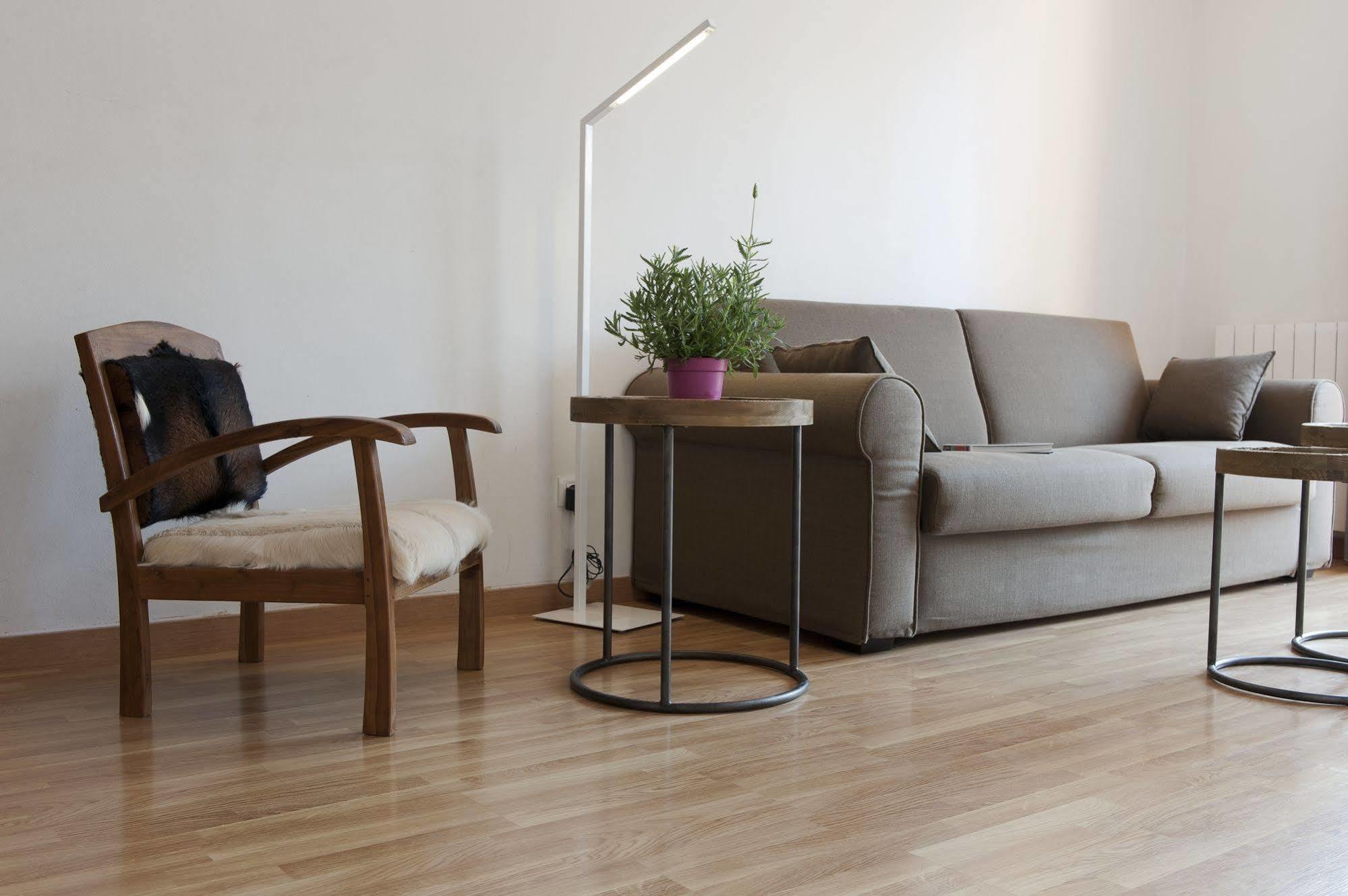 Mh Liceo Apartamento Barcelona