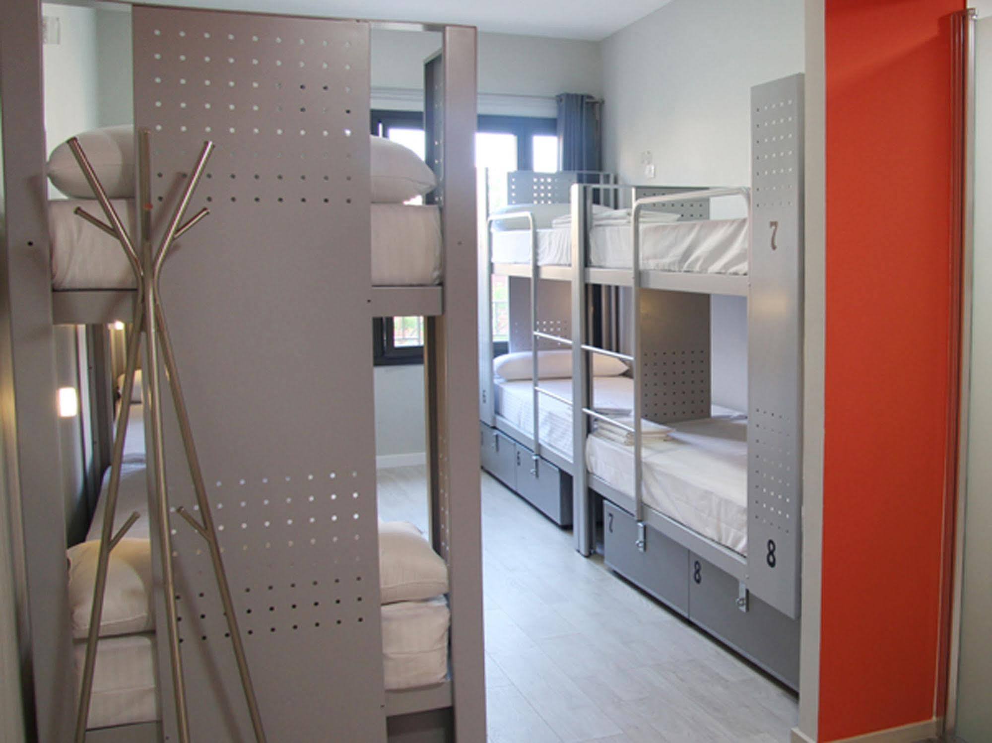 Hostel Bcnsporthostels *