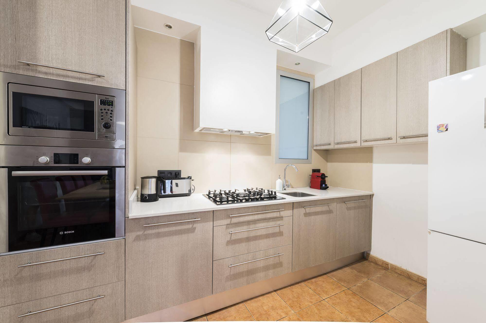 Vidre - Plaza Real Guest house 2*