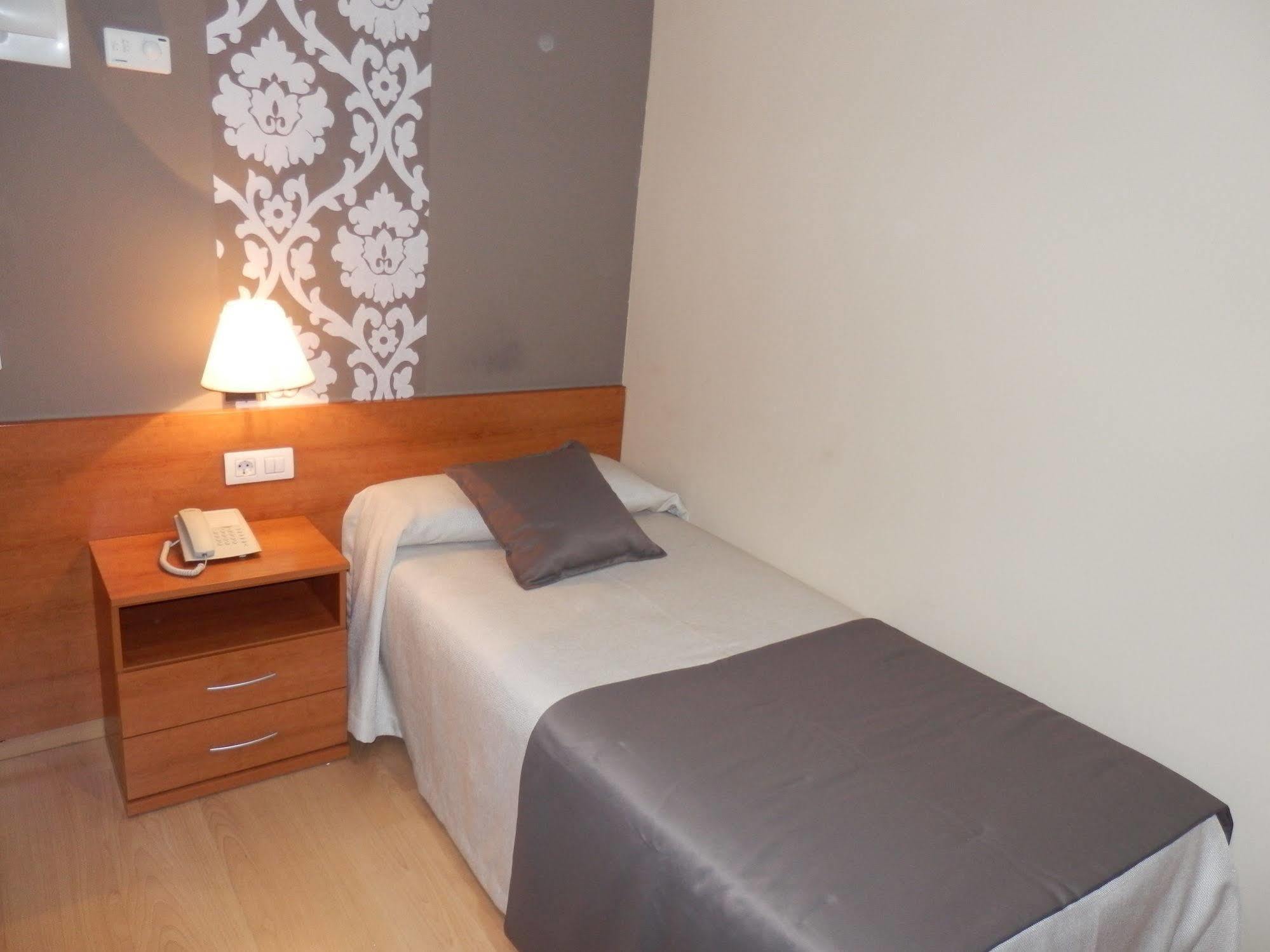 Hotel Catalunya 2*