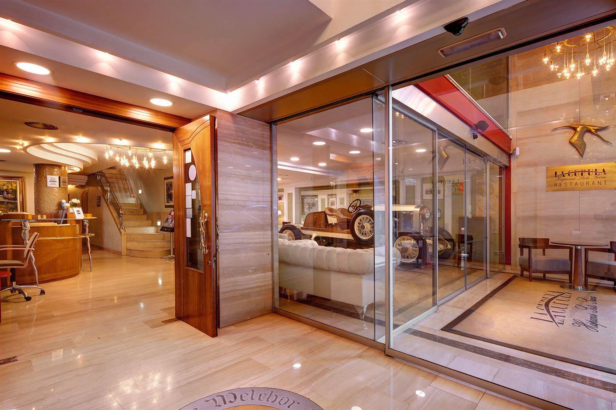 Apartahotel Apartaments-hotel Hispanos 7 Suiza