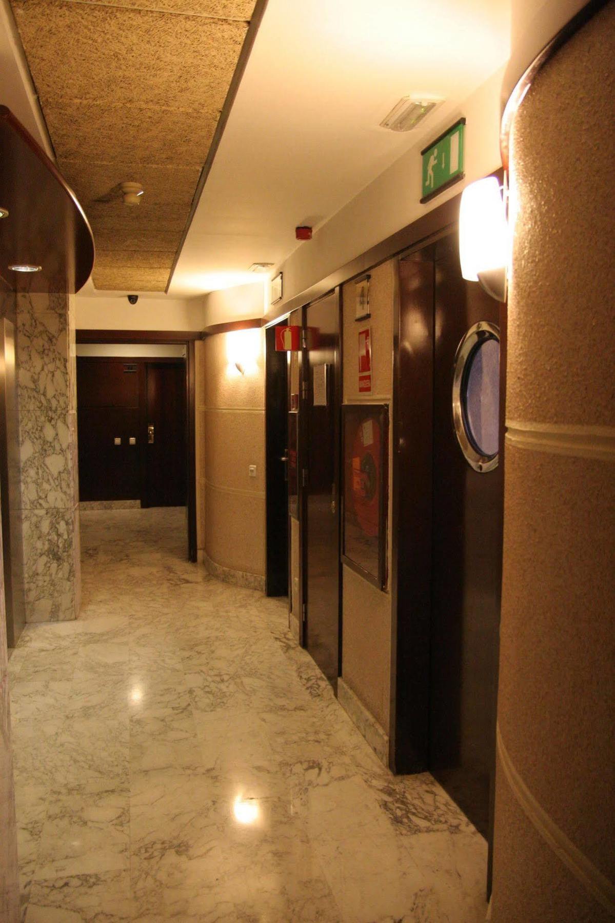 Napols - Abapart Aparthotel 2*