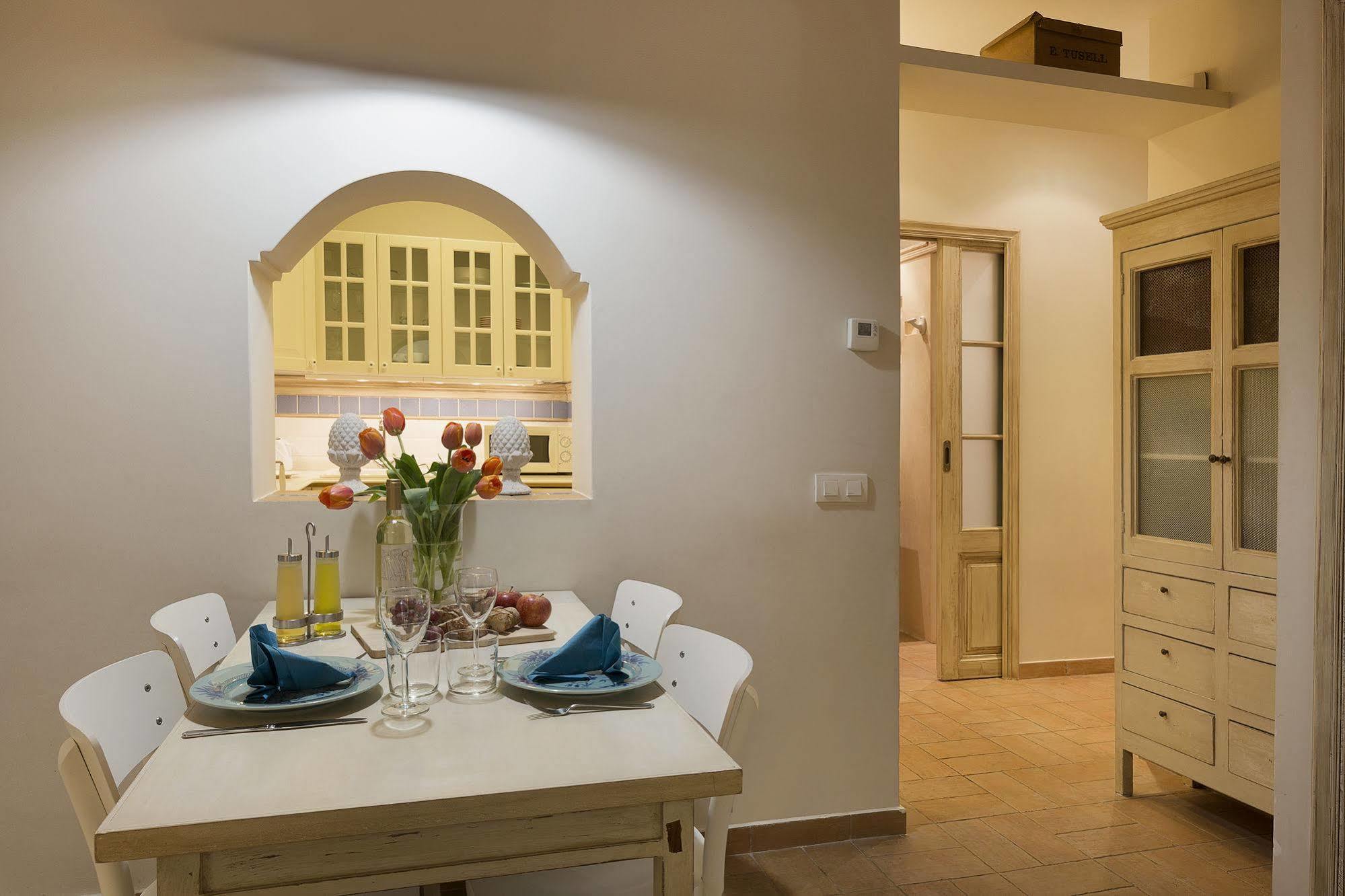 Nextdoor Gaudi Apartamento
