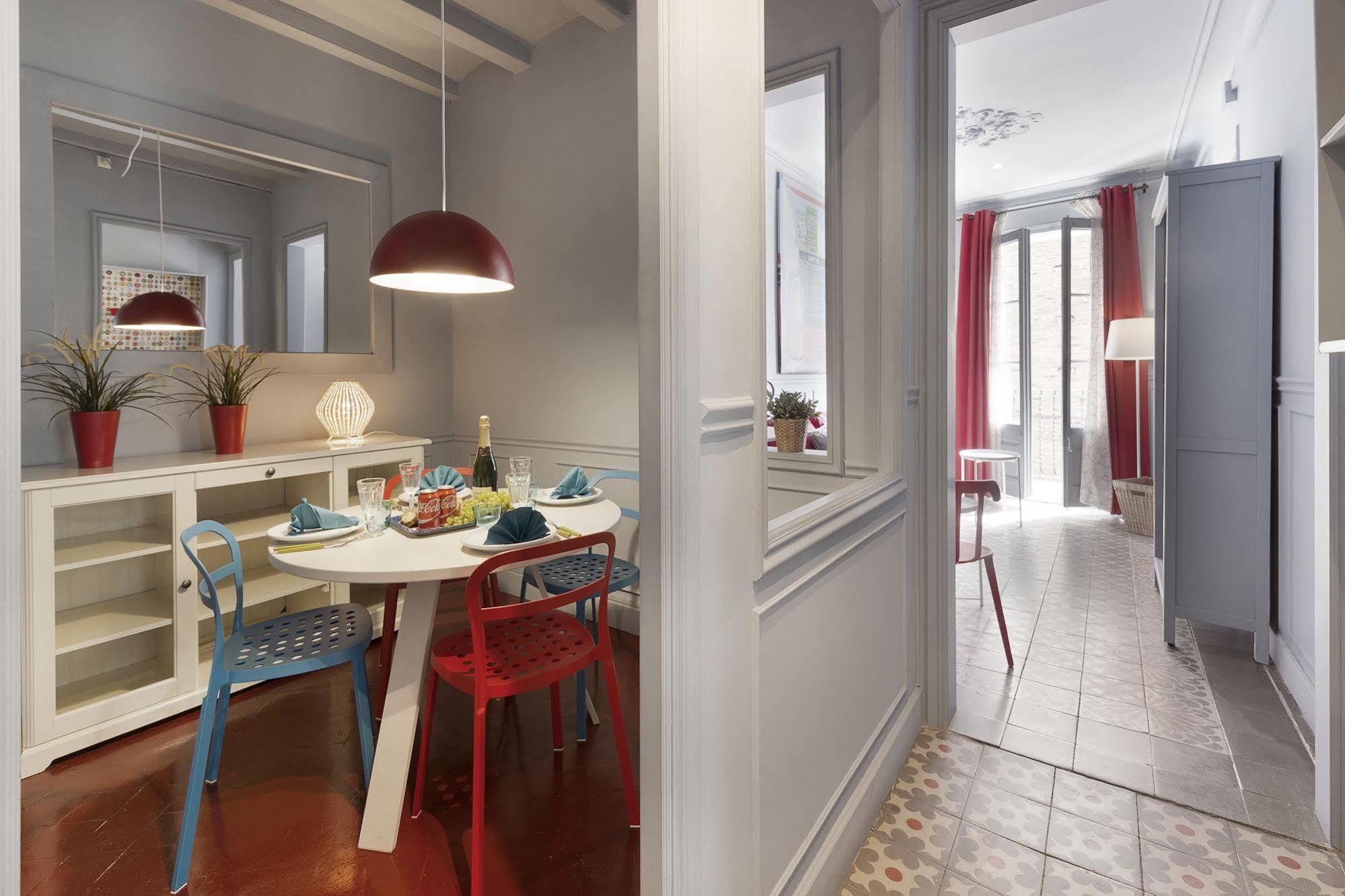 Nextdoor Gaudi Apartamento *