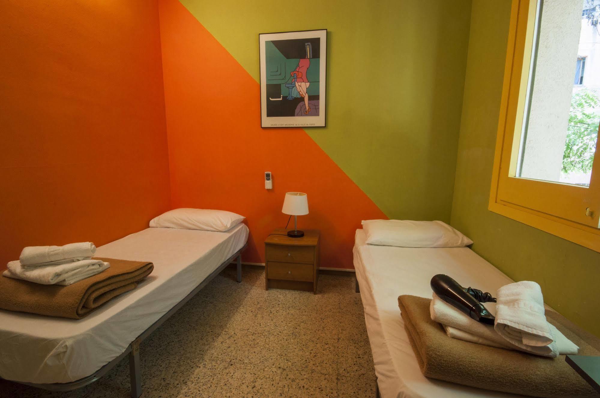 Hostal Residencia Albergue Studio