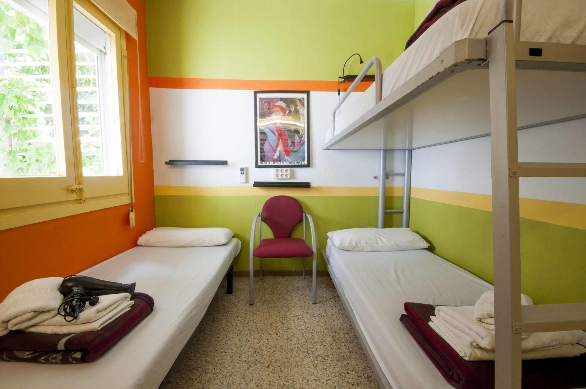 Hostal Residencia Albergue Studio Barcelona