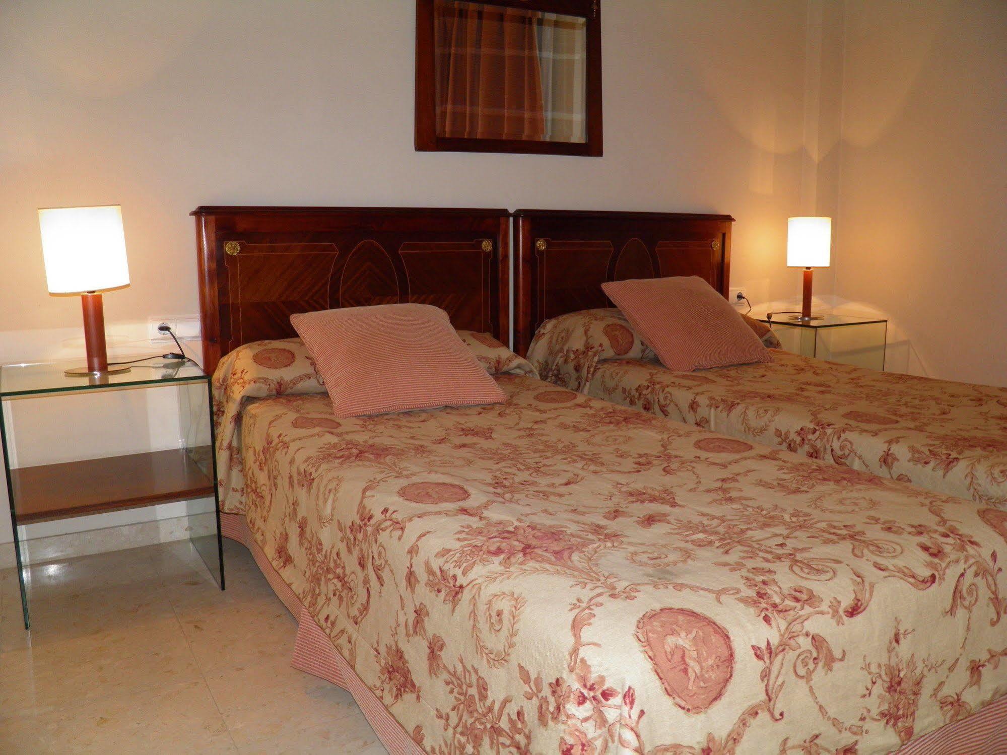St. Jordi Comtal Apartamento