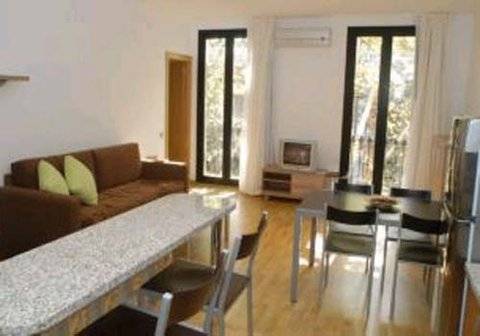 Mh S. Familia Apartamento