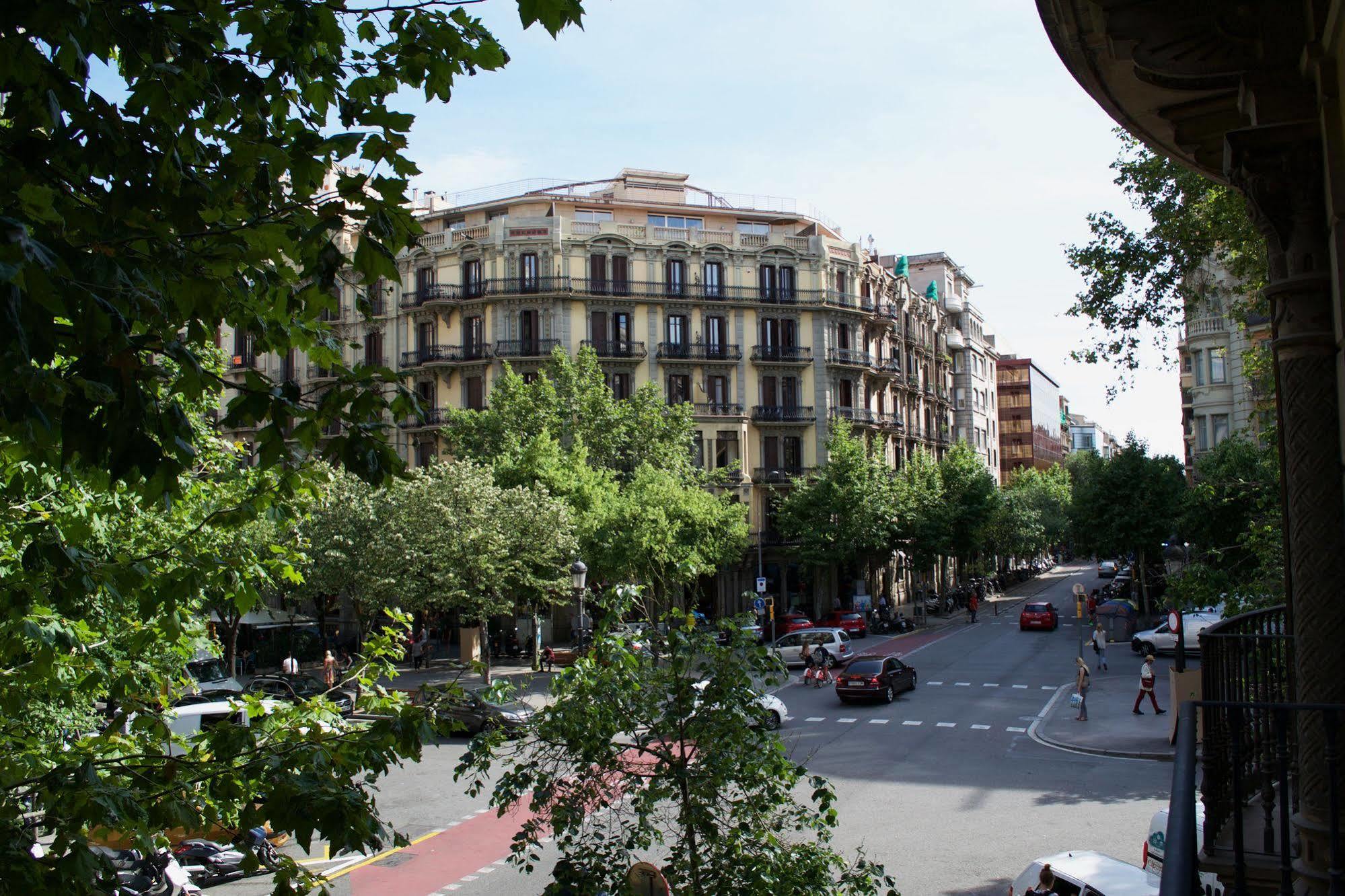 Pensión Cosmopolitan Boutique Rambla Barcelona