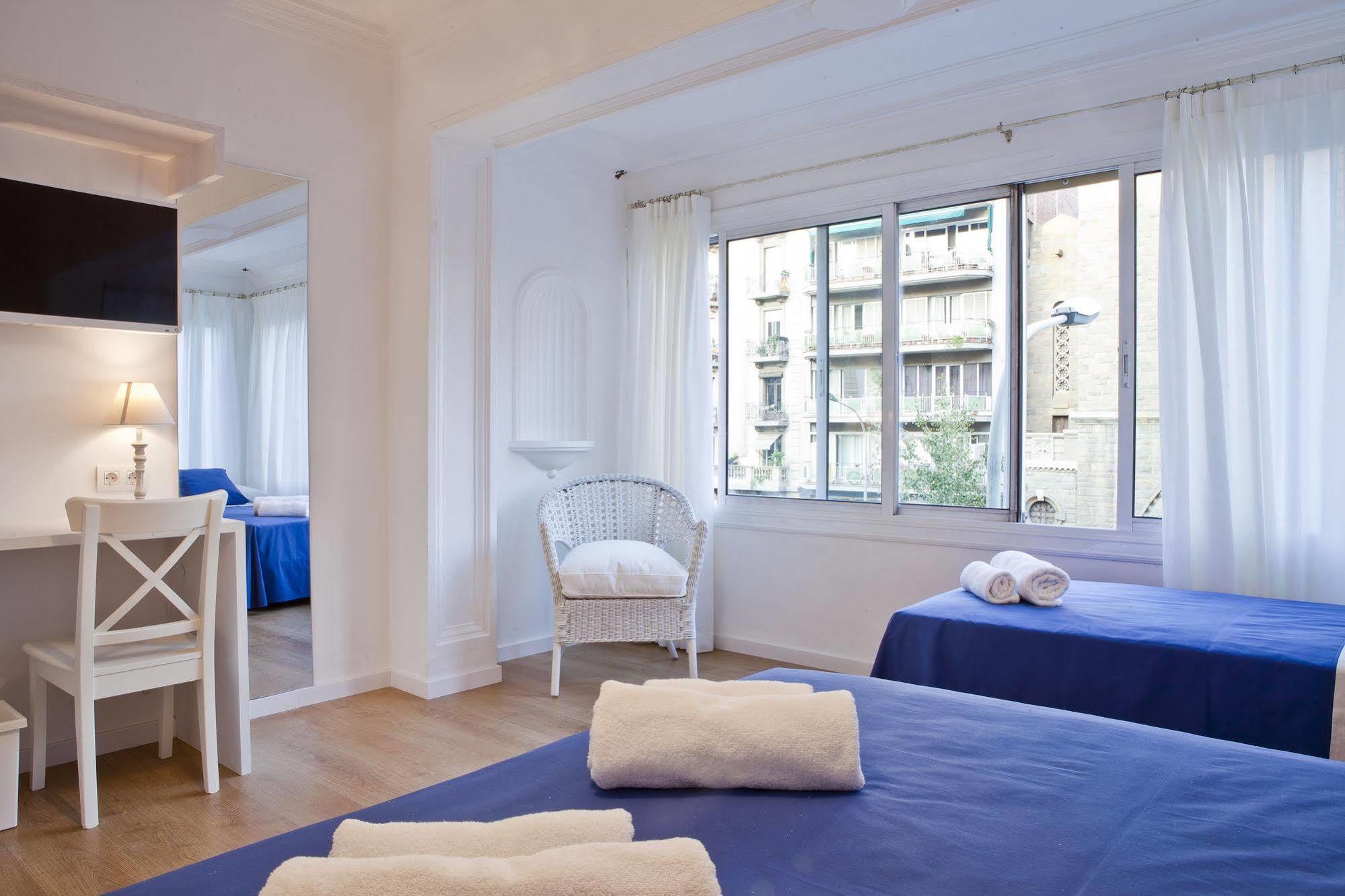 Blue Bed and breakfast