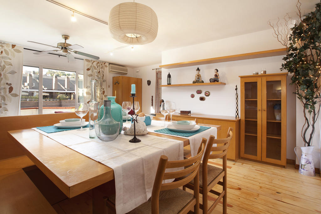 Atic Gaudi-gracia Apartamento