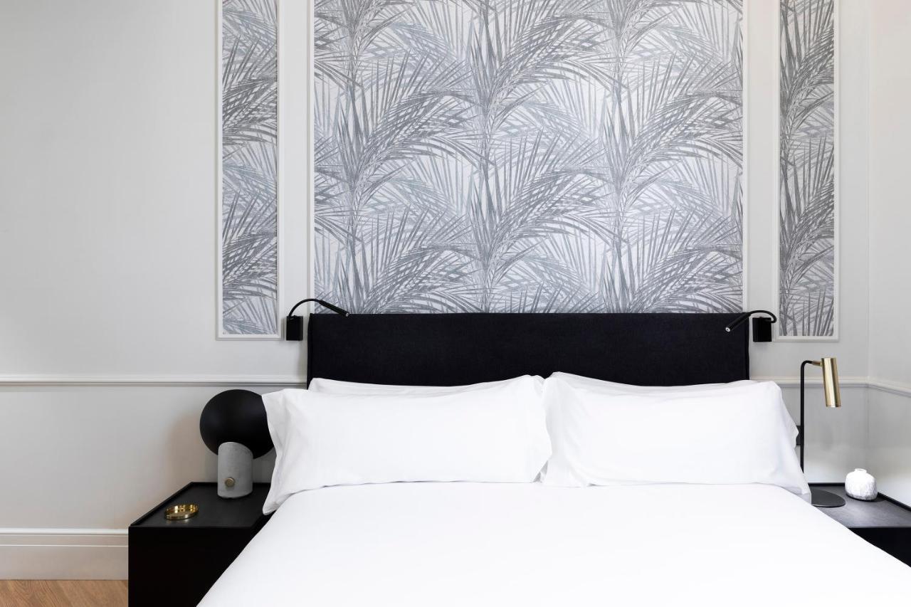 Malda Singular Hotel
