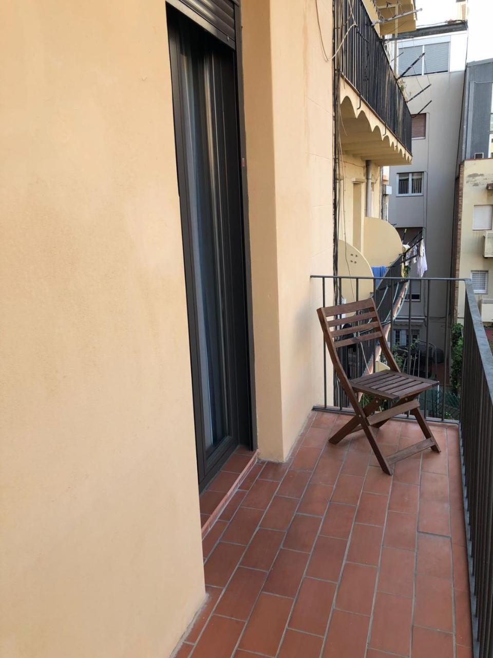 Akira Flats Urgell * Barcelona