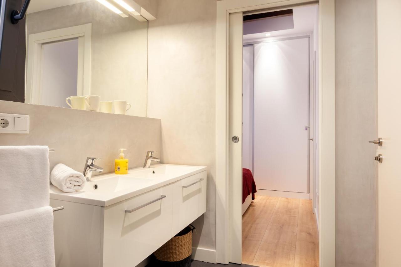 Akira Flats Urgell Apartamento *