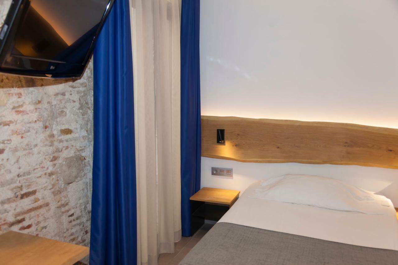 Paris Guest house